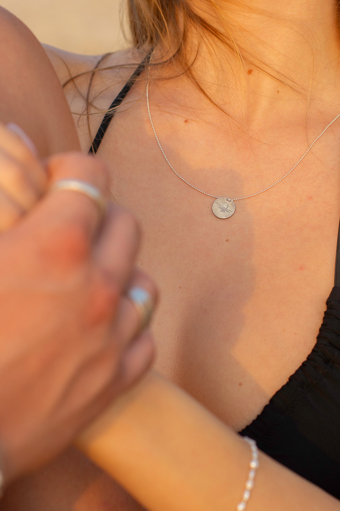 FLOW NECKLACE